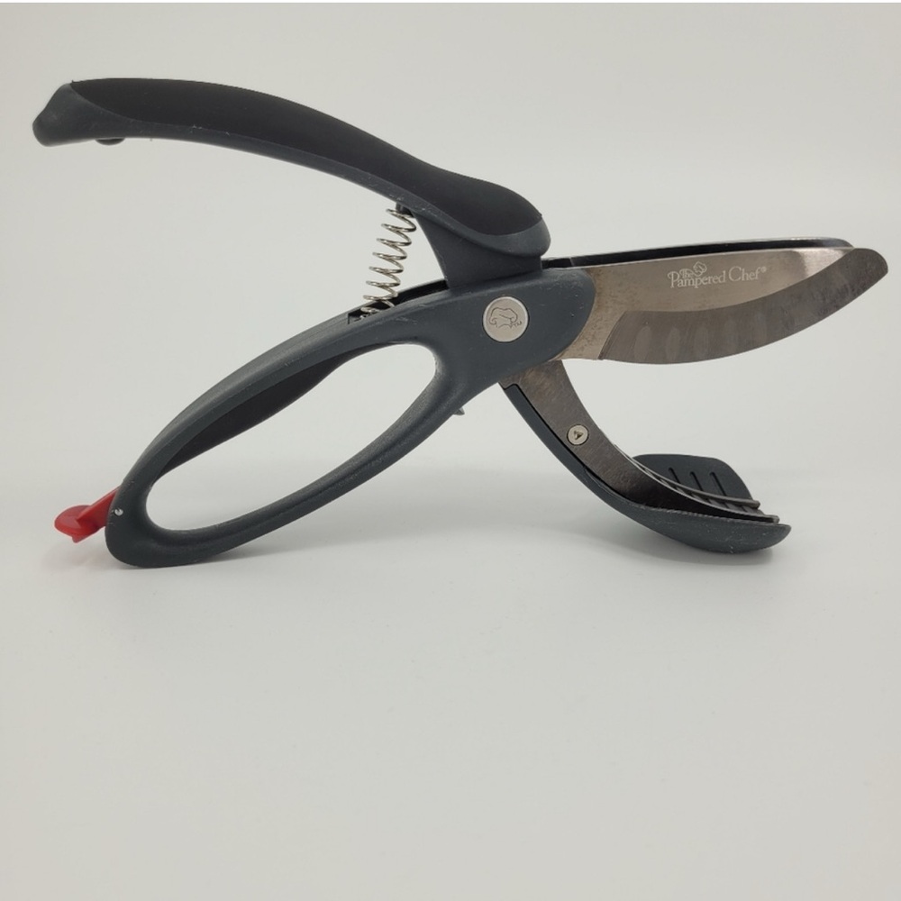 Pampered Chef Black Kitchen Shears